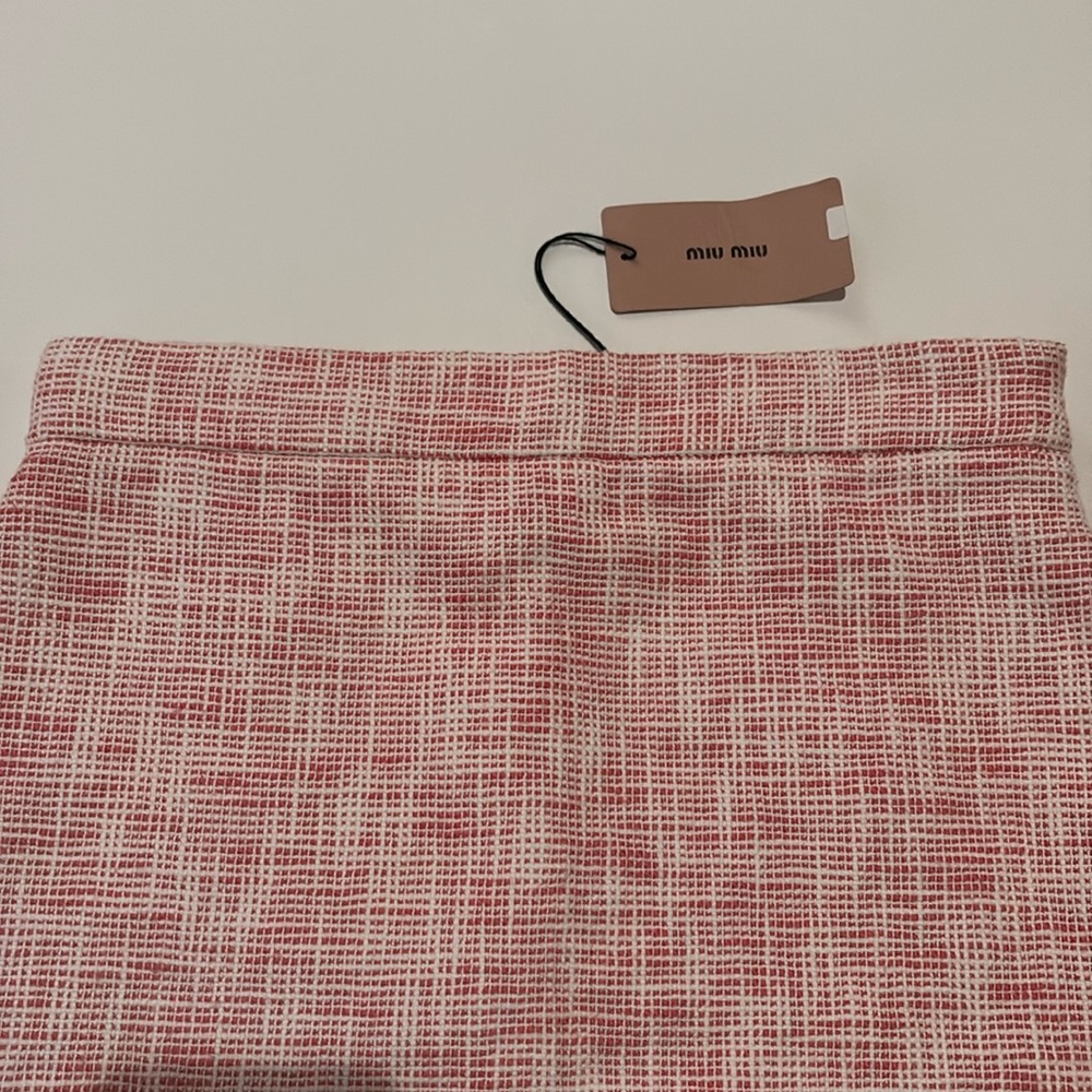 Miu Miu 2019 Tweed Coral Mini Skirt Size 4 NWT - Picture 8 of 12